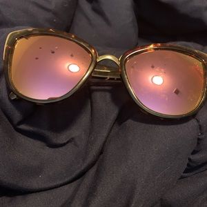 Cat eye sunglasses